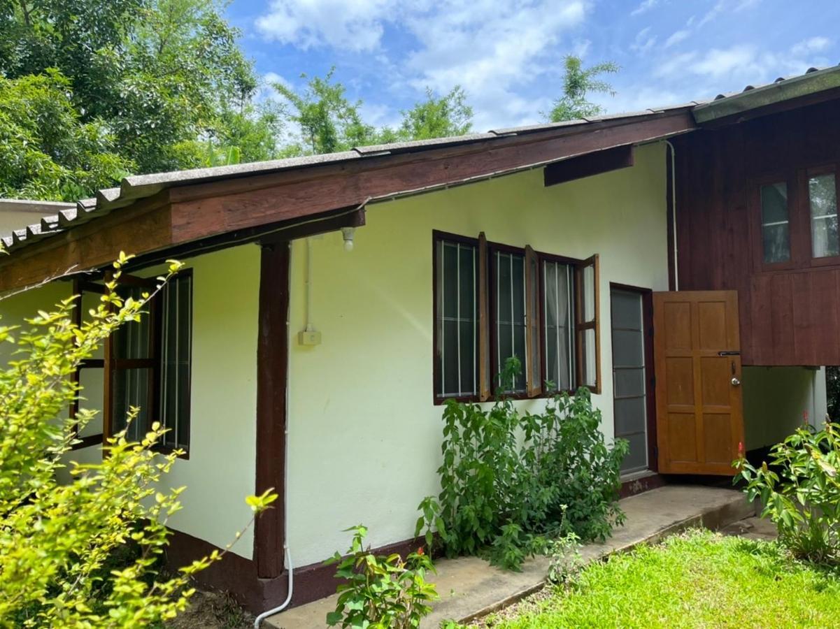 Brown House Chiangdao Vandrerhjem Chiang Dao Eksteriør bilde